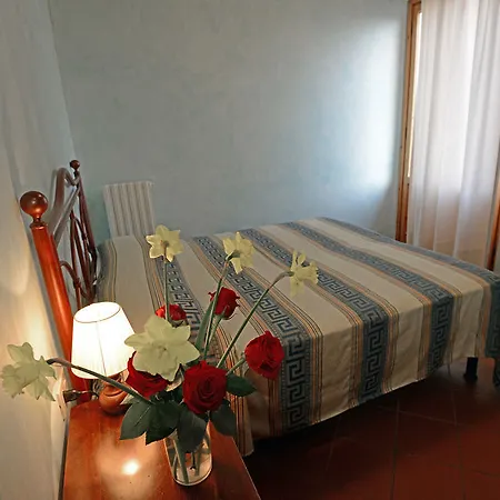La Piazzetta 3*