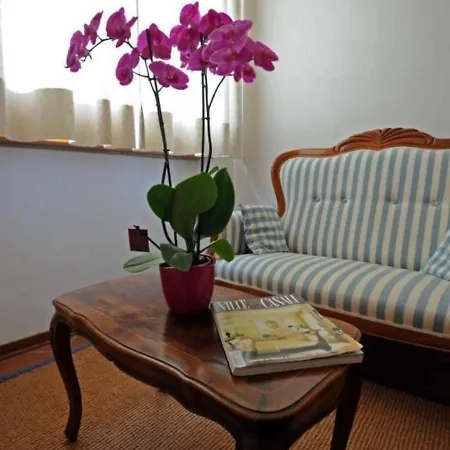 La Piazzetta Bed & Breakfast 3*