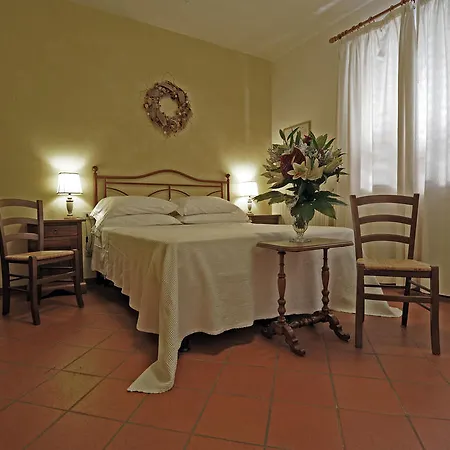 La Piazzetta Bed & Breakfast 3*