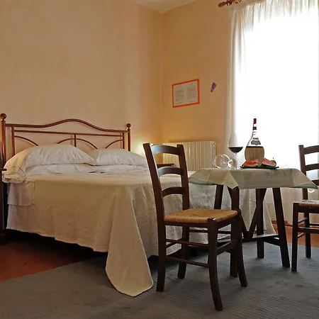 La Piazzetta 3*